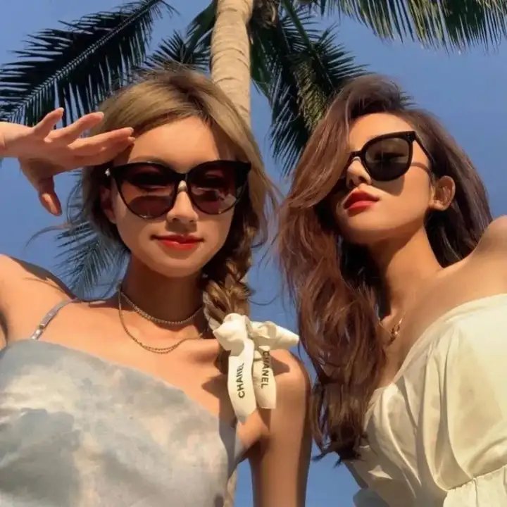 白桦林中的哨所