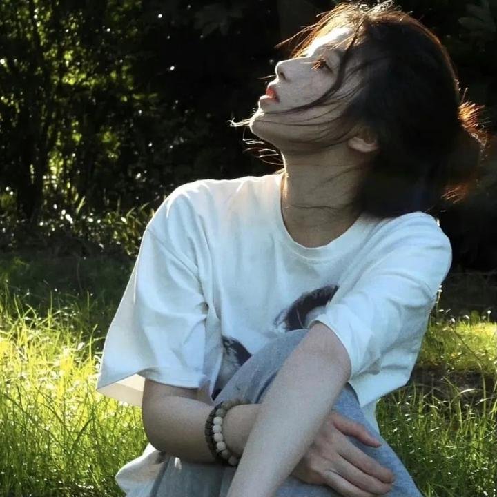 与谁共眠